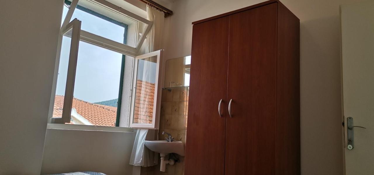 Marina Apartment End Rooms Вела-Лука Екстер'єр фото